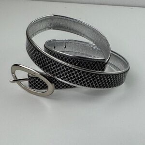 Renaissance Chic Silver and Black Women's Belt
